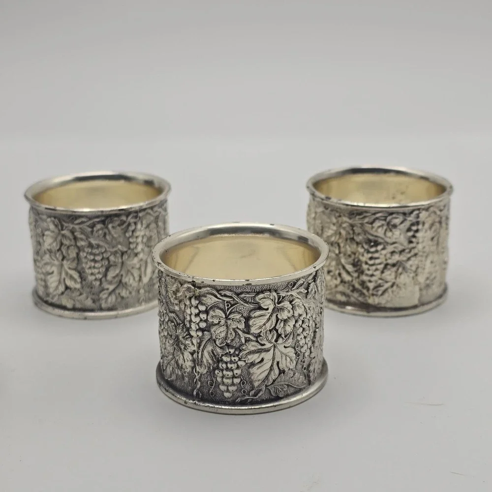 Vintage‎ F.B. Rogers Silver Co. Grape Vine Napkin Rings Set of 4 F-996 Japan